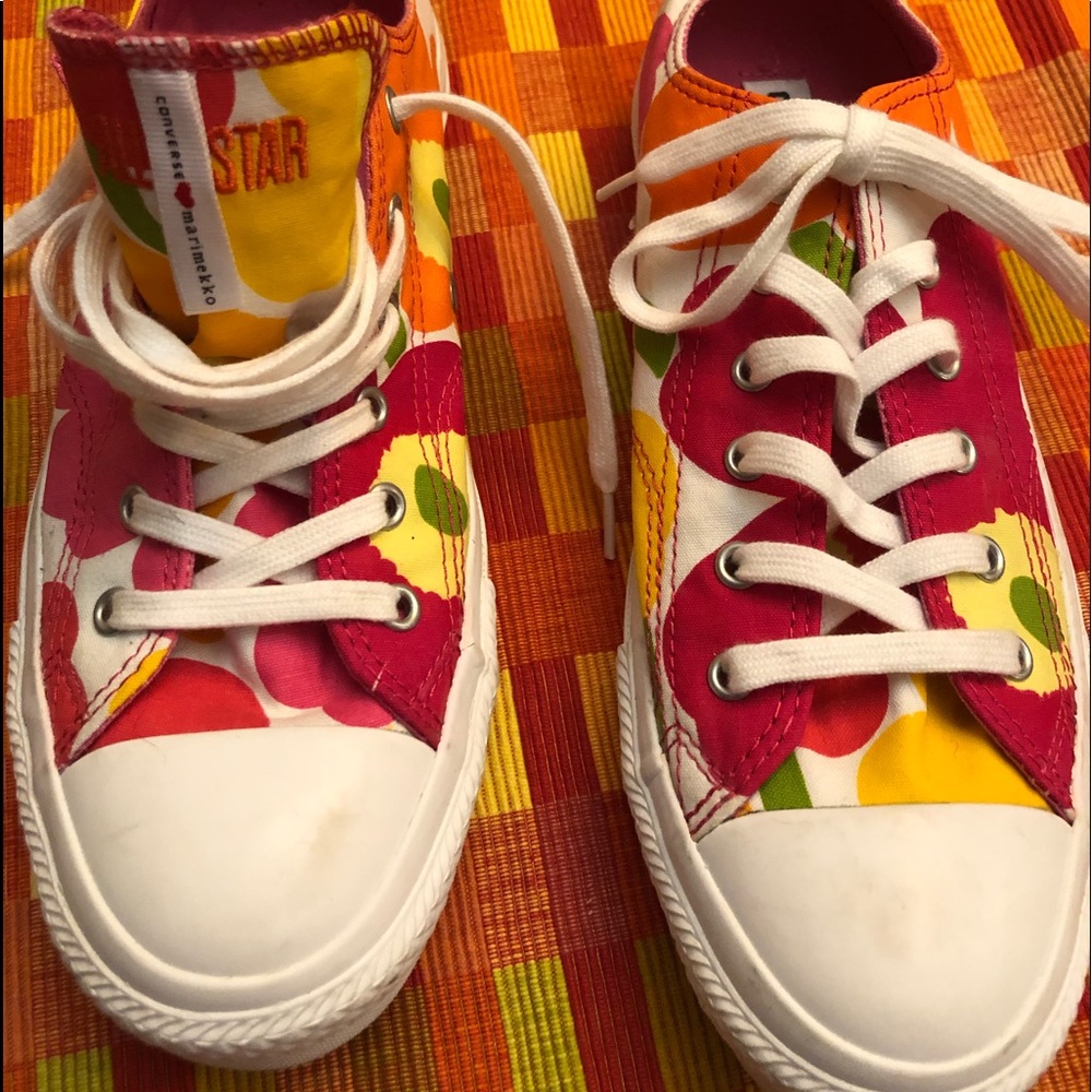 Converse marimekko sneakers sz 7